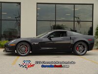 Z06-BLK-COMPGREY-SIDE.jpg