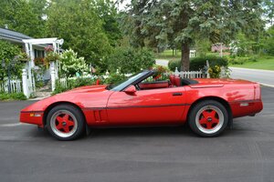 corvette in driveway Aug 12 2021 (9).JPG