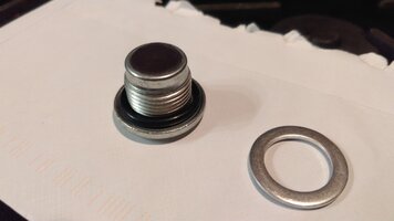 axle plug_4.jpg