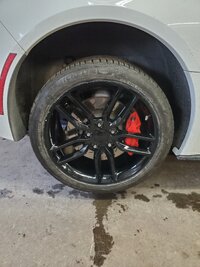 Winter wheels and tires for a C7