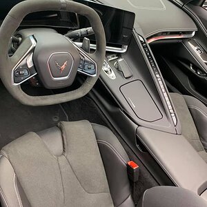 2020 Corvette Jet Black Sport Seats with Suede.jpg