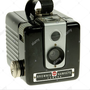 kodak-brownie-hawkeye-camera-plastic-box-camera-for-620-roll-film-CWN3HJ.jpg