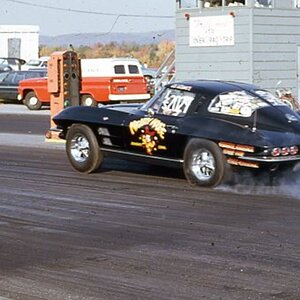 dover mighty mouse vette.JPG