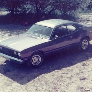 71 Duster in 1975.jpg