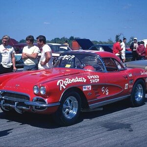 rotondas speed shop vette.jpg