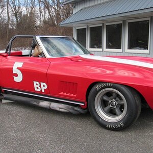 1963_chevrolet_corvette_convertible_1553660619c3489a97deIMG_1893.jpg