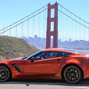 Golden Gate Bridge Z06.jpg