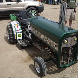 Quarter Scale Pulling Tractor.jpg