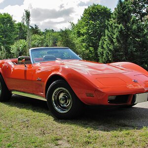 My 75 Vette.jpg