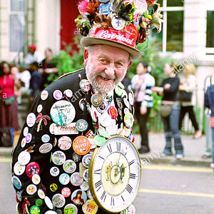 man-wearing-old-father-time-costume-at-notting-hill-carnival-london-A08MH2.jpg