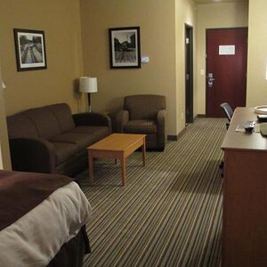 shelby best western.jpg