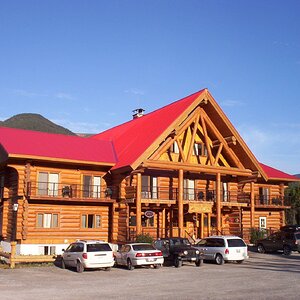 northern-rockies-lodge.jpg