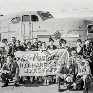 Pontiac salesmen.GIF