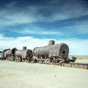 abandoned-steam-trains-in-the-bolivian-desert-angela-devaney.jpg
