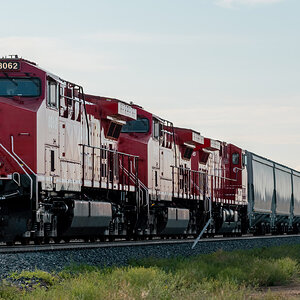 CPRailGrainTrain-34.jpg