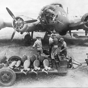 19th_Bomb_Group_B-17D_Flying_Fortress_-_Combat.jpg
