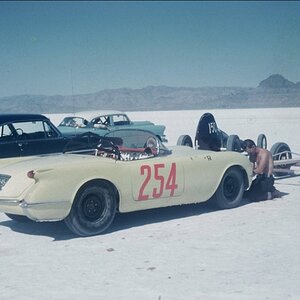 Bonneville 1955 Corvette.jpg