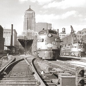 photo-chicago-la-salle-street-station-looking-towards-two-new-york-central-trains-looking-n-19...jpg