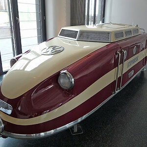 VW_Porsche_locomotive_by_Kotbaum.jpg