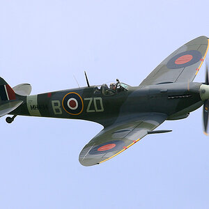Ray_Flying_Legends_2005-1.jpg