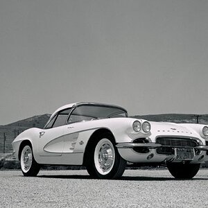 2-1961-chevrolet-corvette-front-side-view.jpg