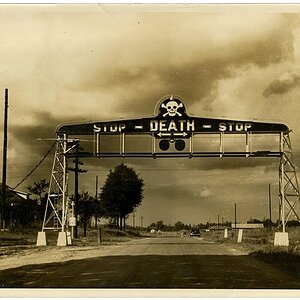 billups crossing grenada ms IC rr taken down in 1970.jpg