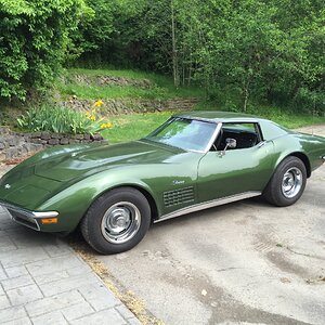 1970 vette.jpg