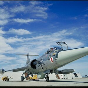 f_104_starfighter_lead_ee83546e20f353ae74902814868caf1e29382622.jpg