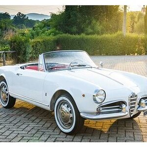 alfa-romeo-giulietta-spider-bianco_8539726076.jpg
