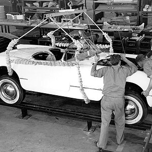 007_corvette_assembly_plant_history_c7b018e05332c4976d899a8962cd89e46d6adcba.jpg