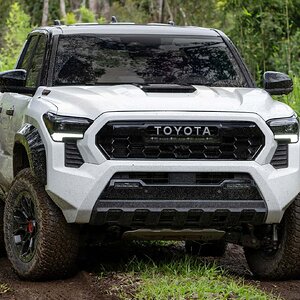 2024-toyota-tacoma-trd-pro-3.jpg
