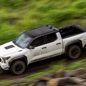 2024-toyota-tacoma-trd-pro-10.jpg