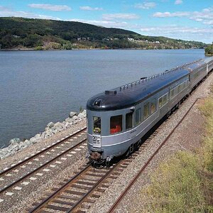 TAL-header-aerial-vintage-hudson-river-rail-VNTGHUDSONRAIL0123-5b9c6e9a5c0e4f30afa9138052655661.jpg