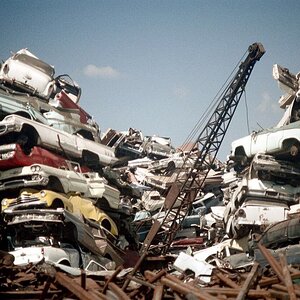 car-junk-yards-20.jpg
