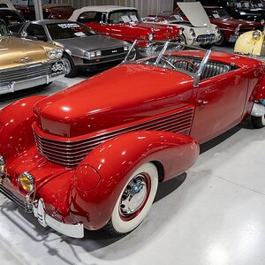 1936_cord_810_sportsman_convertible_fe994f79116222451511ddd77455a048f7d55acc.jpg