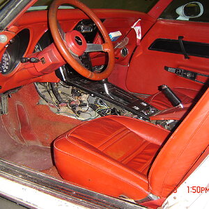 77vette_ME_interior_driver_089.jpg