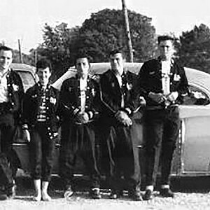 Darrell family pic 01.jpg