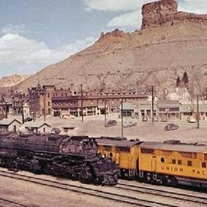 3 9 9H5 GREEN RIVER WYOMING  1952.jpg