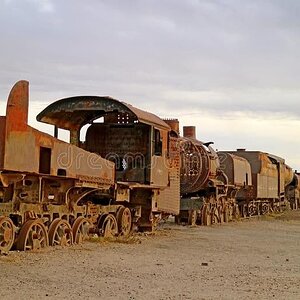 train_cemetery_cementerio_de_trenes_outskirts_uyuni_town_high_plateau_bolivia_south_america_tr...jpg