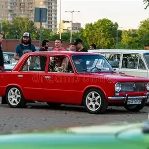 Media 'OIP-2467238929.webp' in category 'Corvette C8'