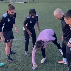 Media 'ballgame.gif' in category 'Off Topic'