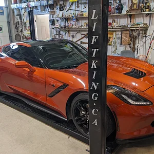 Media 'PXL_20220716_212606871c.webp' in category 'Corvette C8'