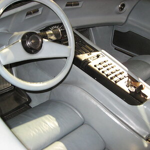 1280px-Manta_Ray_interior.jpg