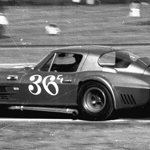 CORVETTE GRAND SPORT DELMO JOHNSON April 1964.jpg