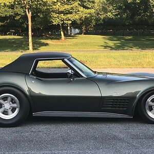 1971 Vette.jpeg